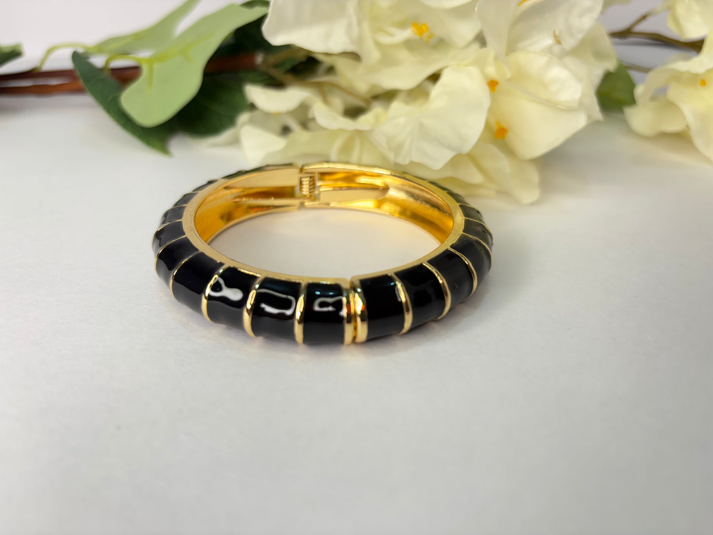 Black Luxe Hinged Bracelet